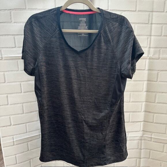 Women's Danskin Now Semi-Fitted XL 16-18 Polyester Black Gym Workout Shirt - Picture 1 of 8